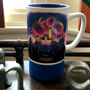 Disneyland Resort Mug With Removable Silicone bottom - Castle And Fireworks